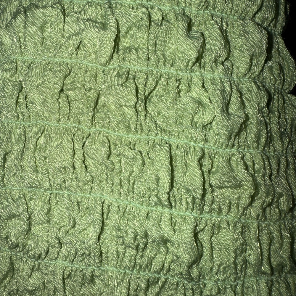 Like Green Ruffle Long Sleeve - Picture 8 of 8